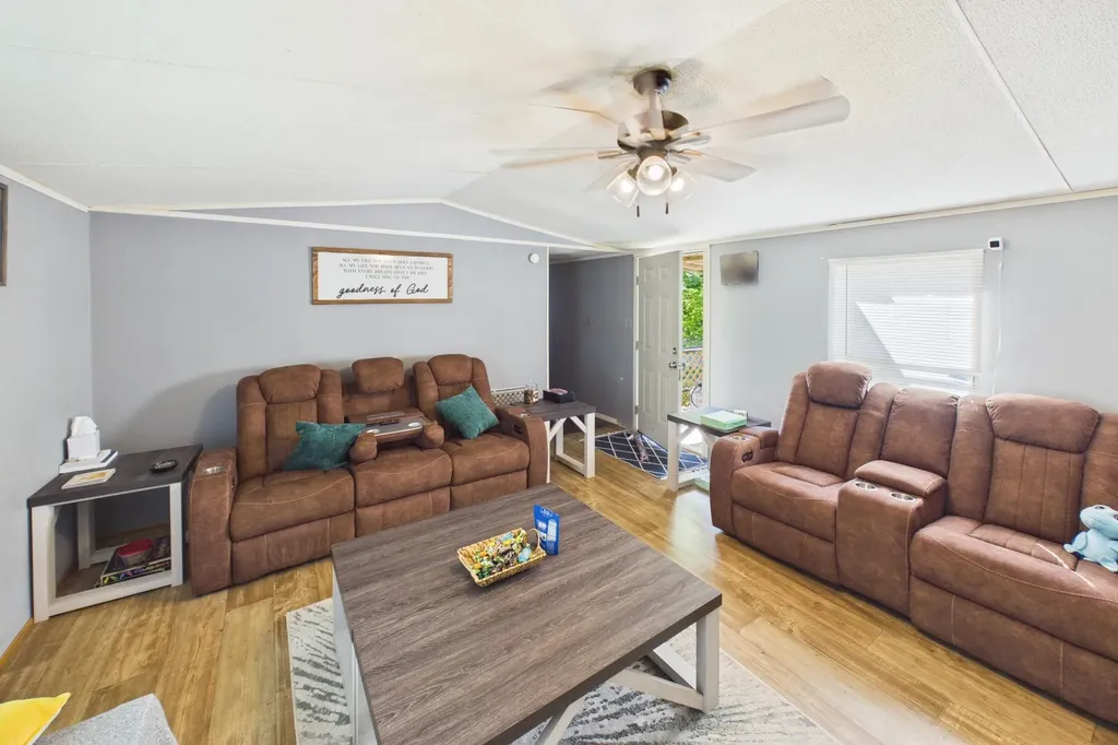 51 Plum Lane Williamsburg KY 40769