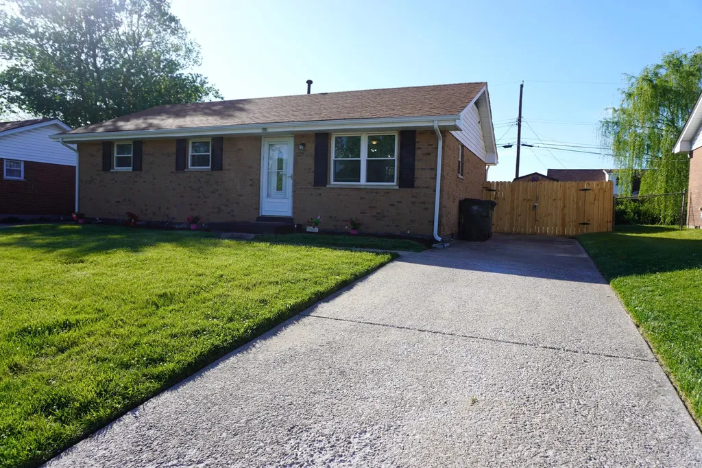 468 Peachtree Road Lexington KY 40509