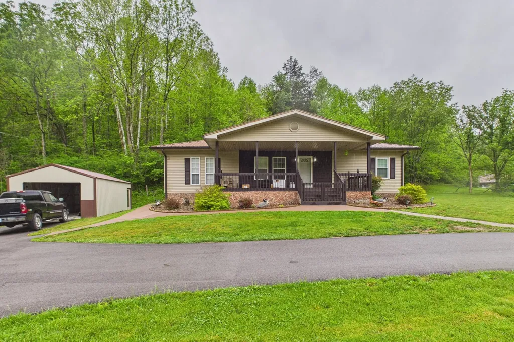 10007 Us-421 Mckee KY 40447
