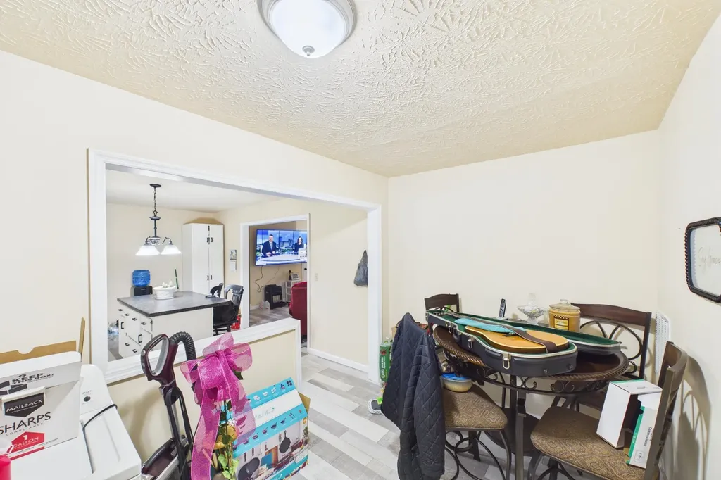 10007 Us-421 Mckee KY 40447