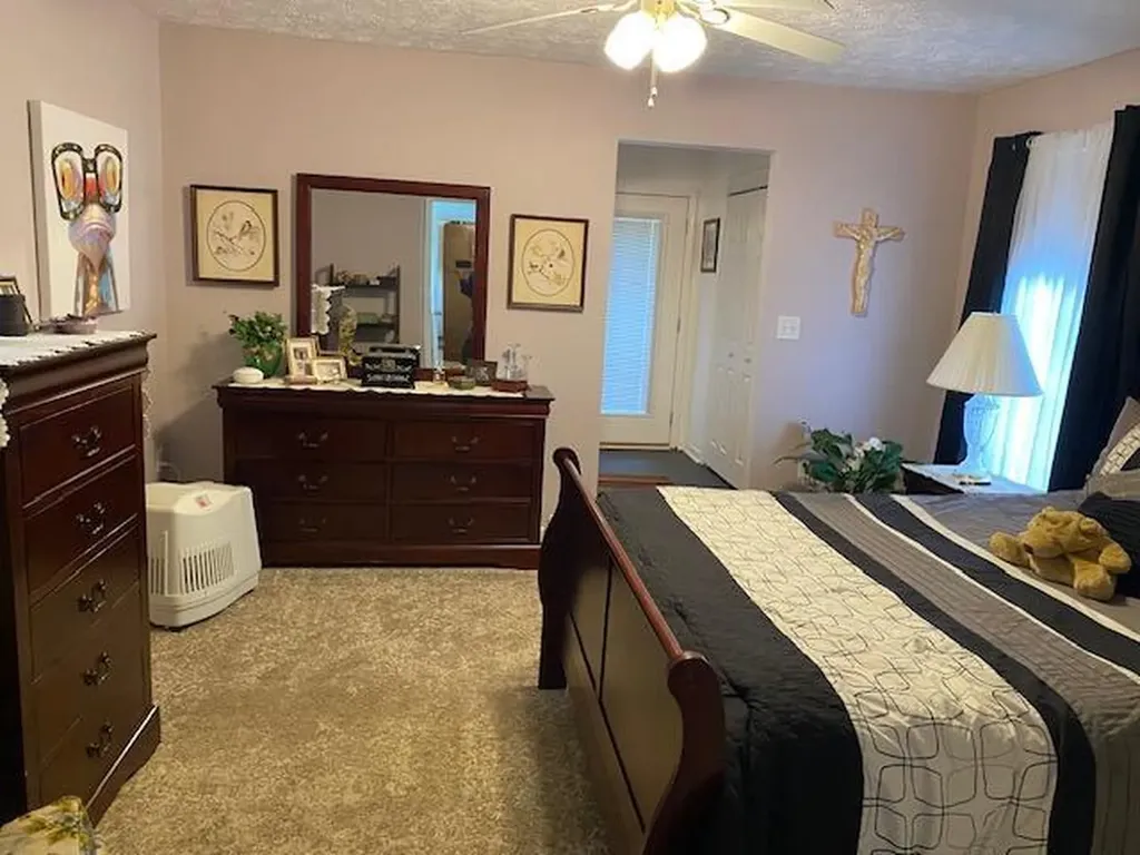 477 Main Street West Liberty KY 41472
