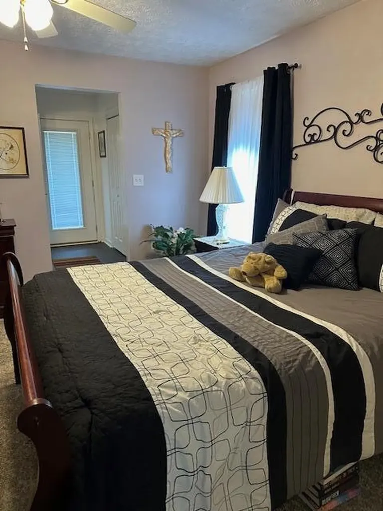 477 Main Street West Liberty KY 41472