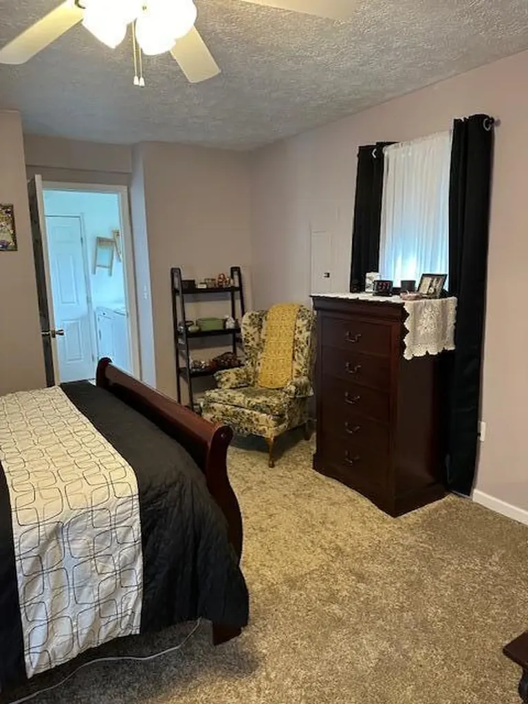477 Main Street West Liberty KY 41472