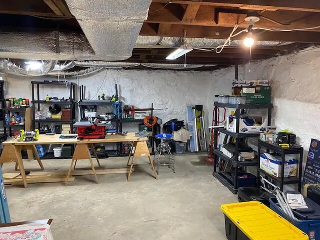 477 Main Street West Liberty KY 41472