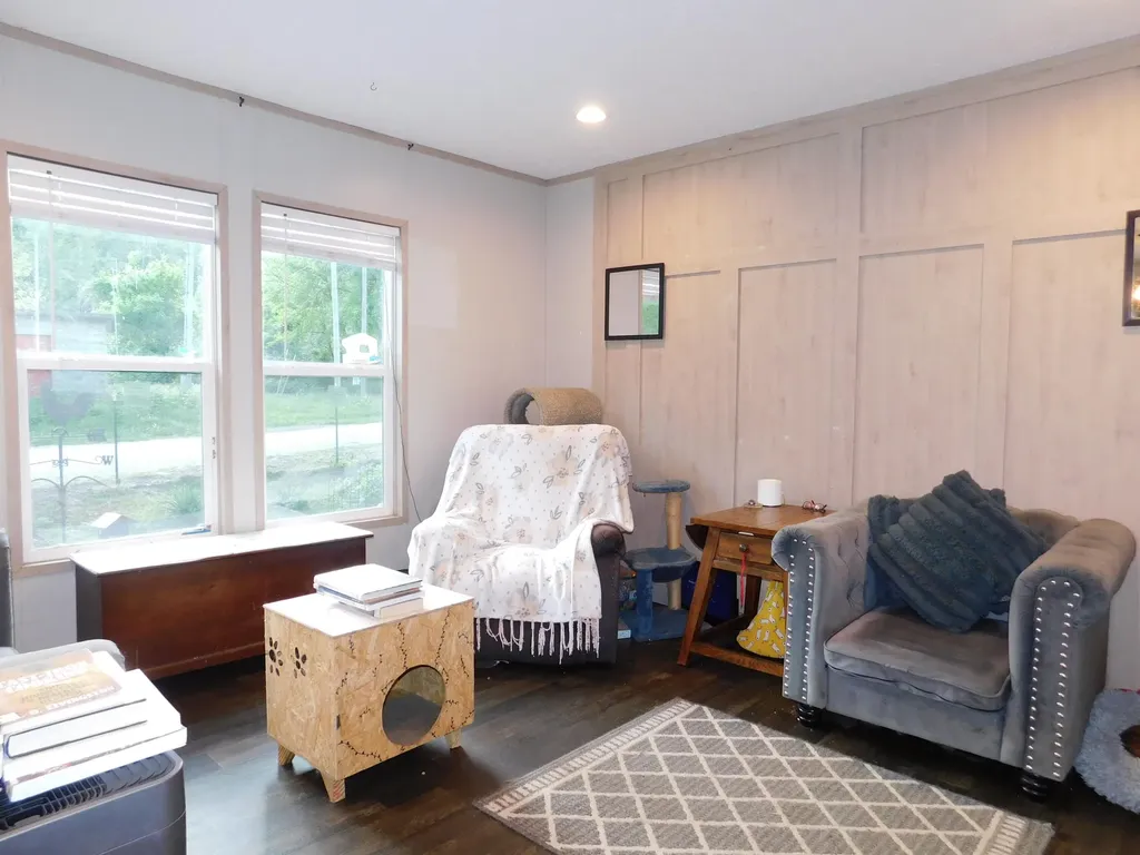 3587 Ky-219 Wallins KY 40873
