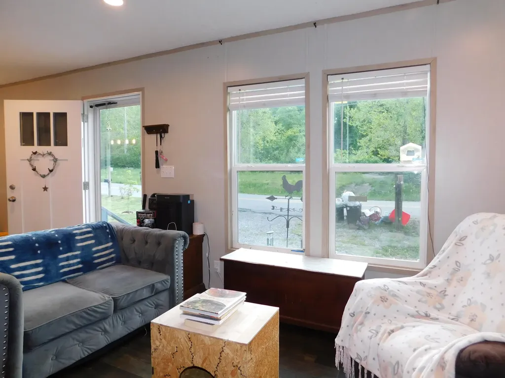 3587 Ky-219 Wallins KY 40873