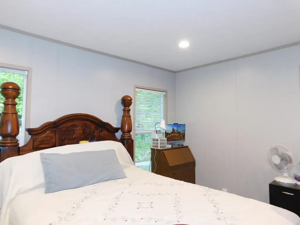 3587 Ky-219 Wallins KY 40873
