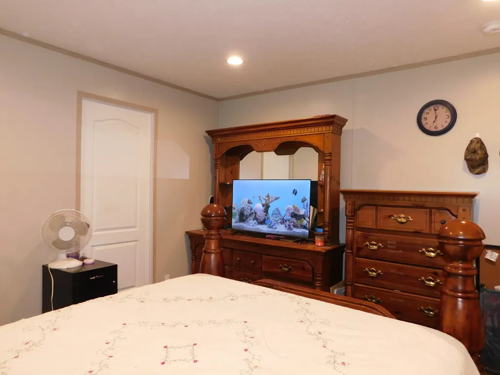 3587 Ky-219 Wallins KY 40873