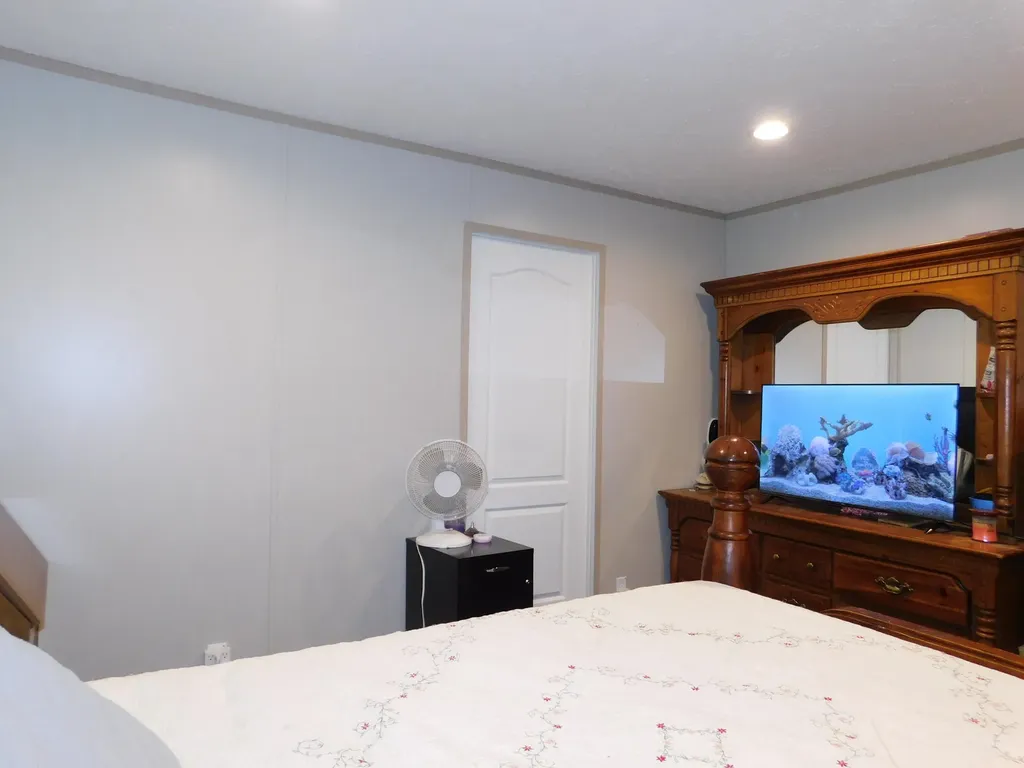 3587 Ky-219 Wallins KY 40873