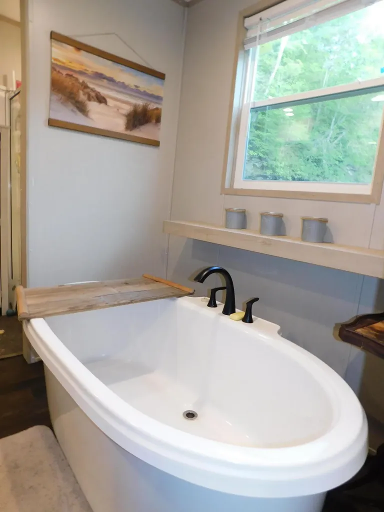 3587 Ky-219 Wallins KY 40873