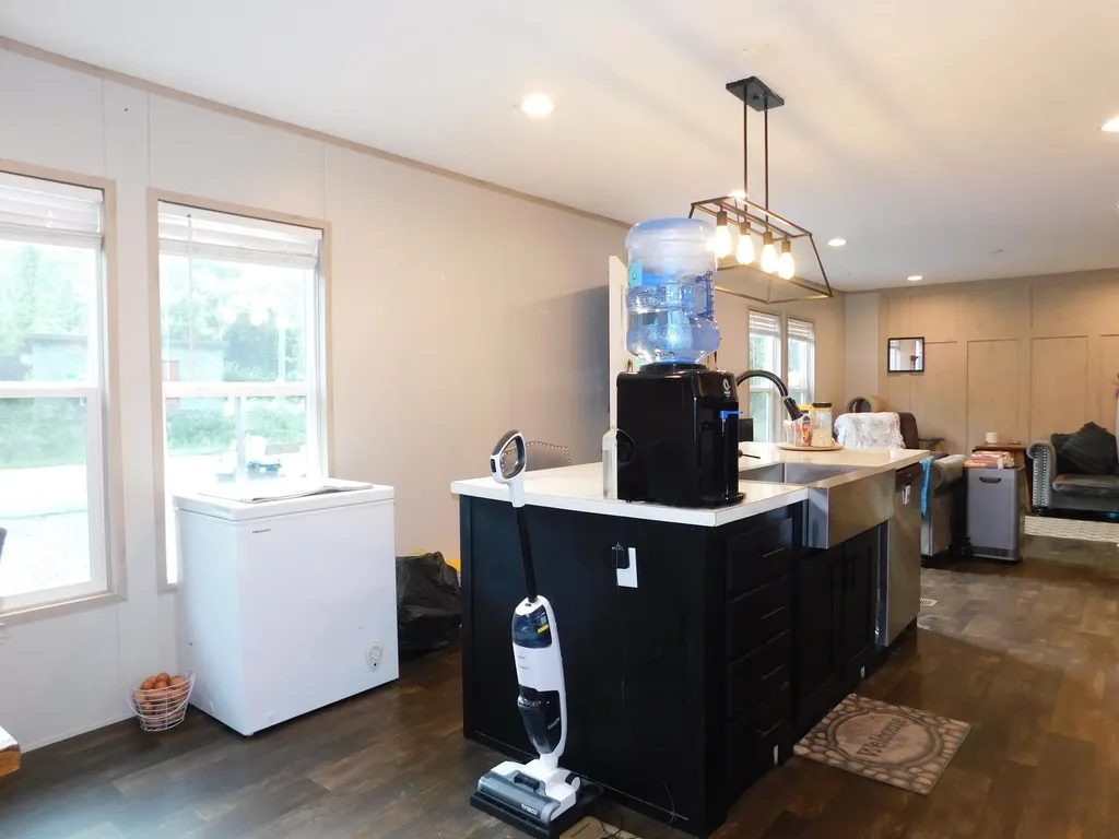3587 Ky-219 Wallins KY 40873
