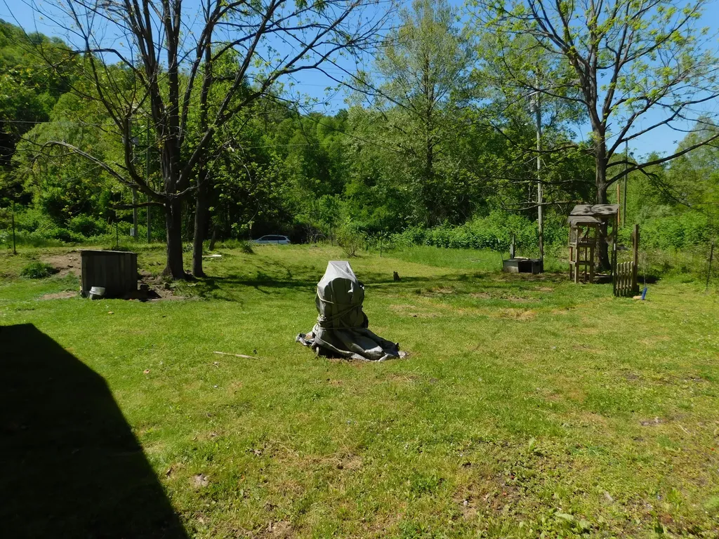 3587 Ky-219 Wallins KY 40873