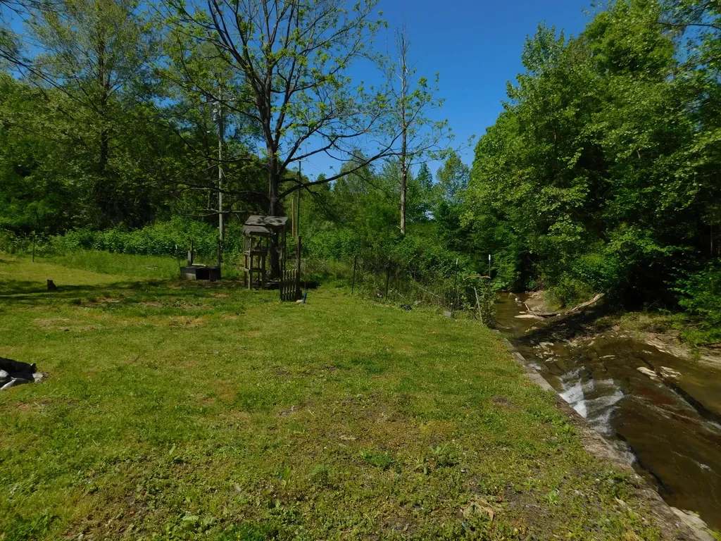 3587 Ky-219 Wallins KY 40873