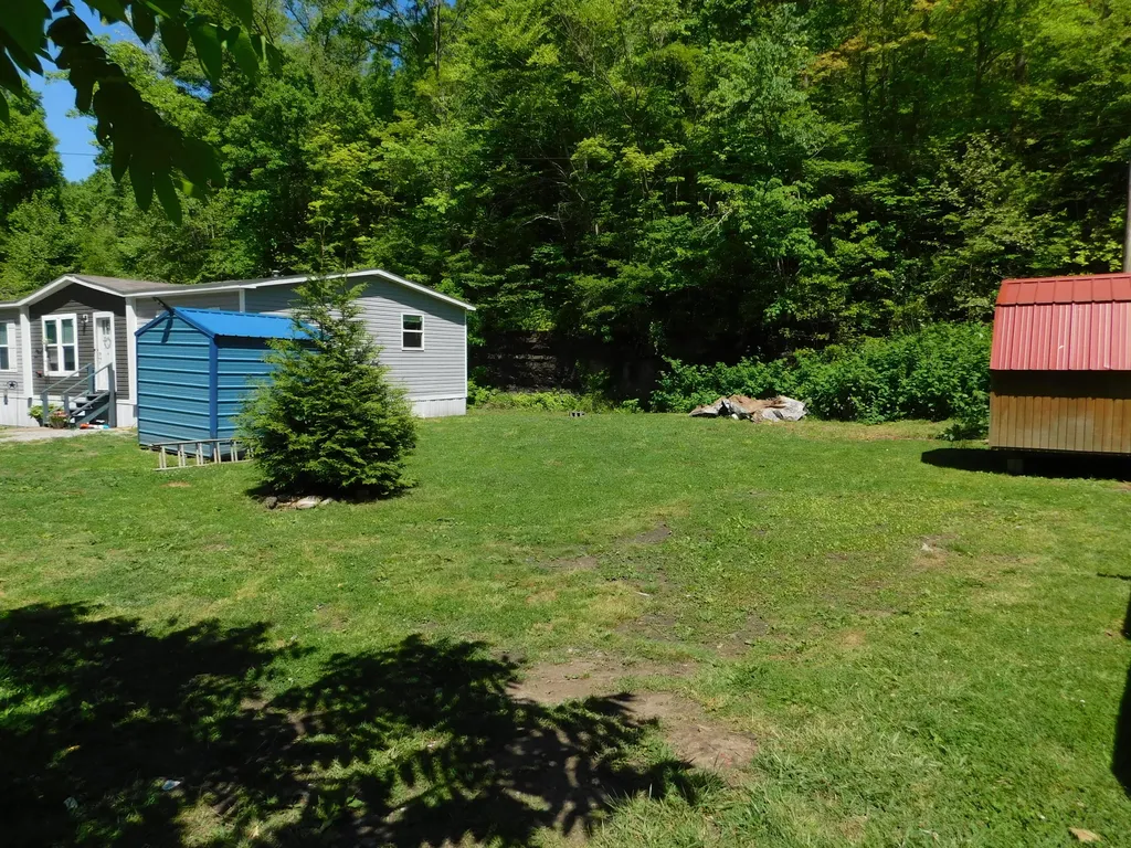 3587 Ky-219 Wallins KY 40873