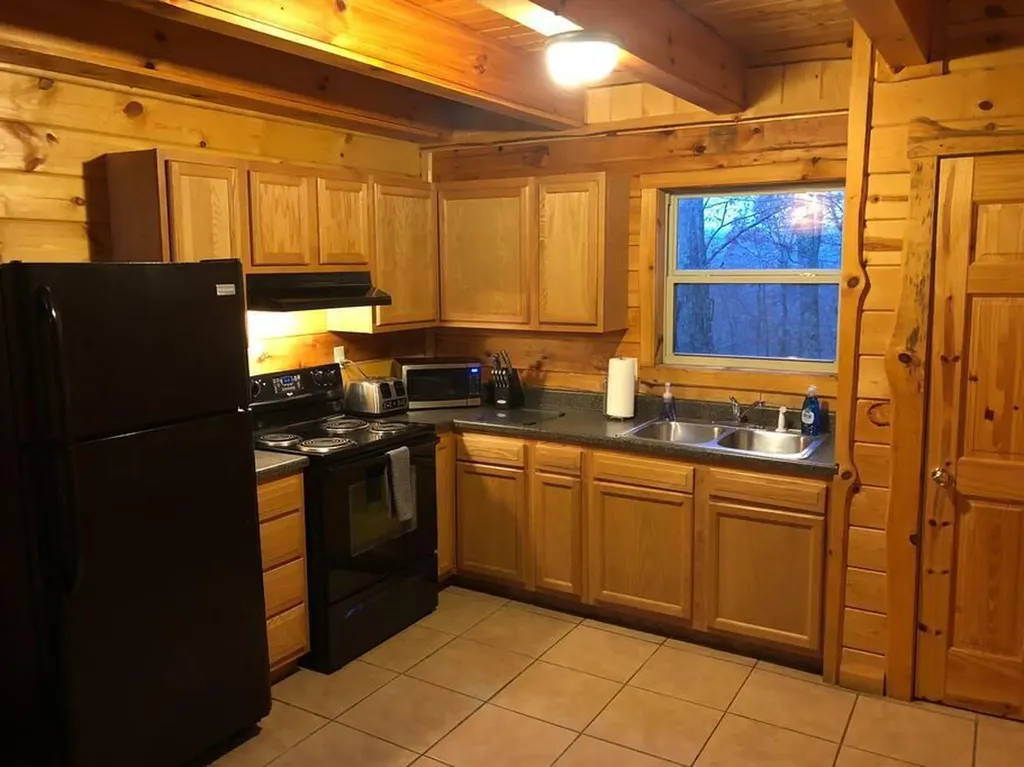 202 Getaways Road Stanton KY 40380