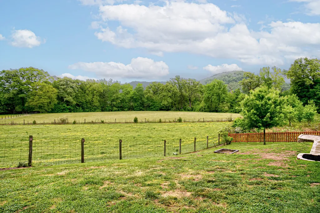 1340 Diana Drive Berea KY 40403