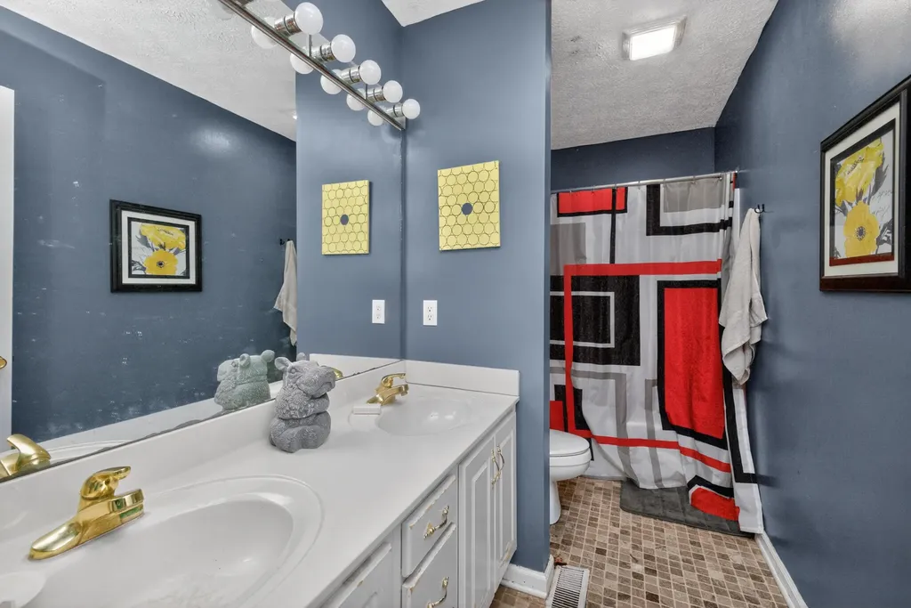 1039 River Bend Road Frankfort KY 40601