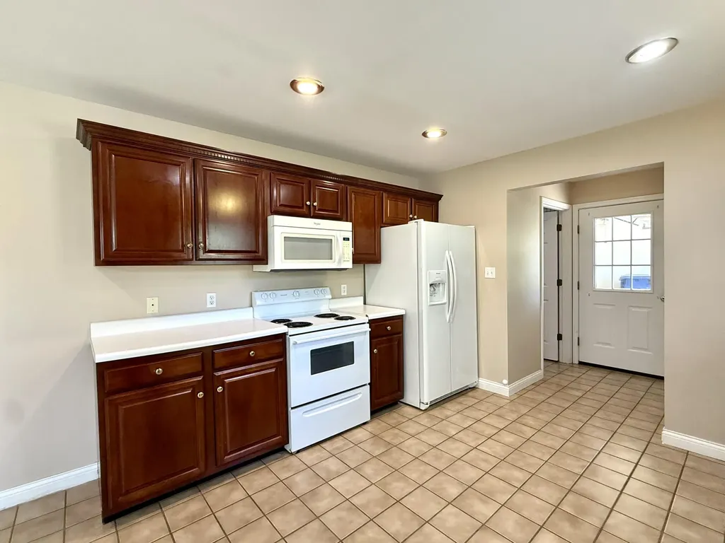 205 Chestnut Oak Drive Somerset KY 42503