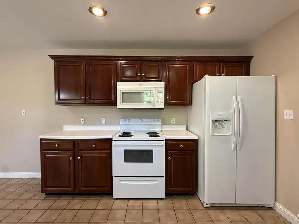 205 Chestnut Oak Drive Somerset KY 42503