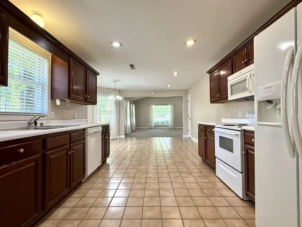 205 Chestnut Oak Drive Somerset KY 42503