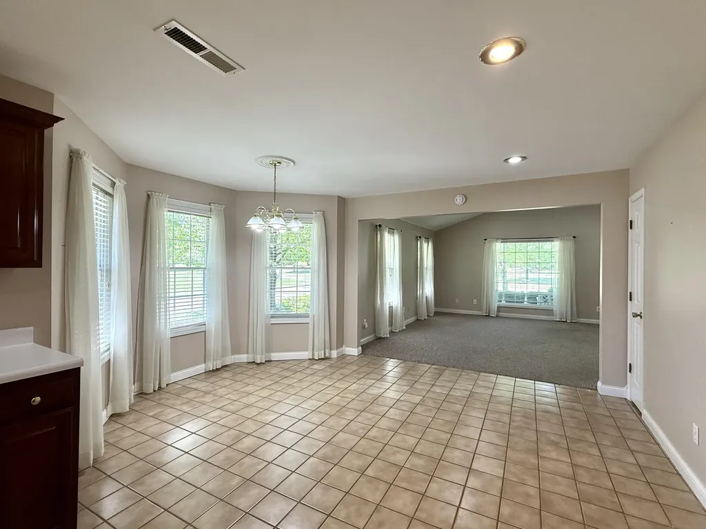 205 Chestnut Oak Drive Somerset KY 42503