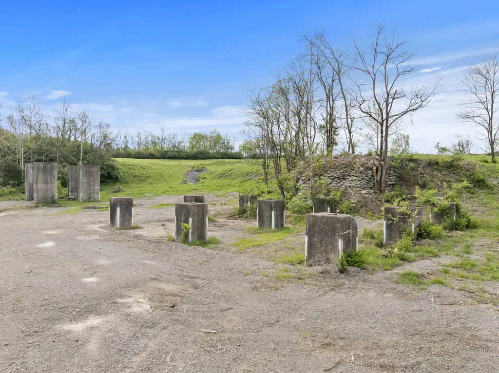 1514 Russell Cave Road Paris KY 40361