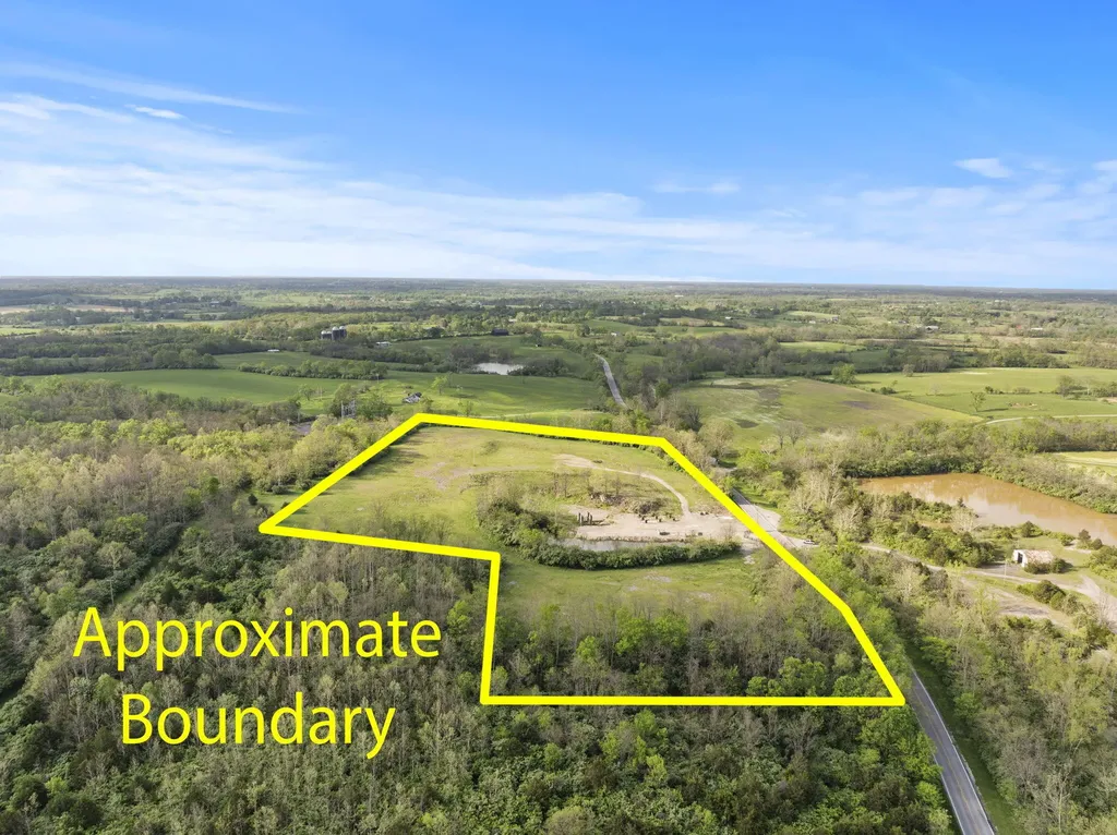 1514 Russell Cave Road Paris KY 40361