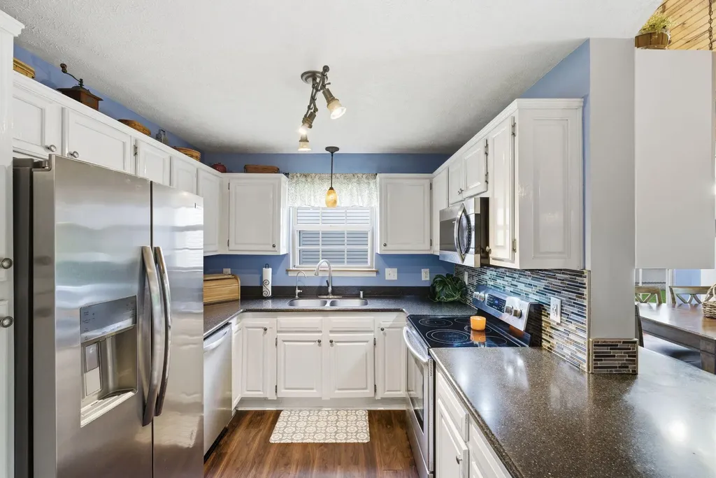 156 Barren River Boulevard Georgetown KY 40324