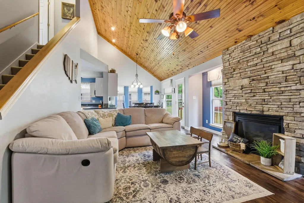 156 Barren River Boulevard Georgetown KY 40324