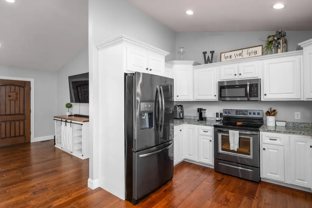 3522 Barbourville Road London KY 40744