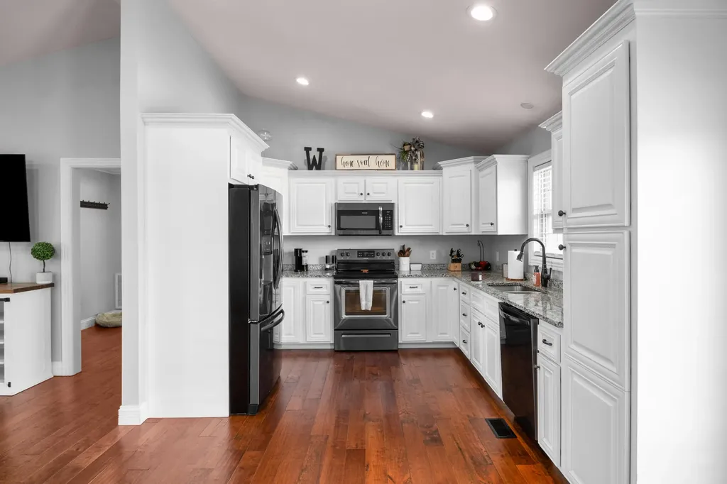 3522 Barbourville Road London KY 40744