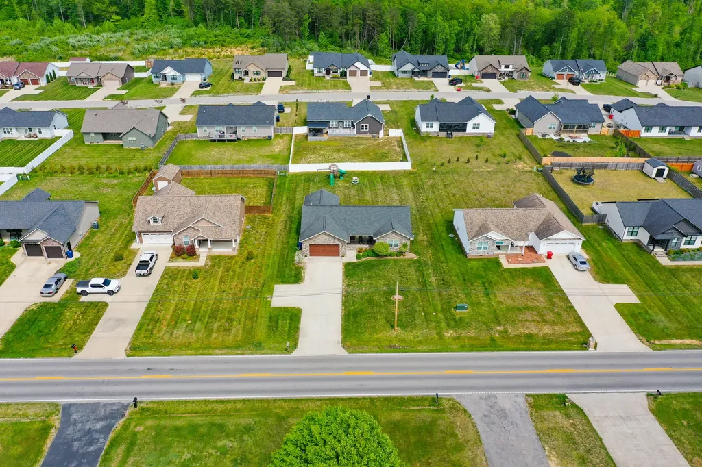 3522 Barbourville Road London KY 40744