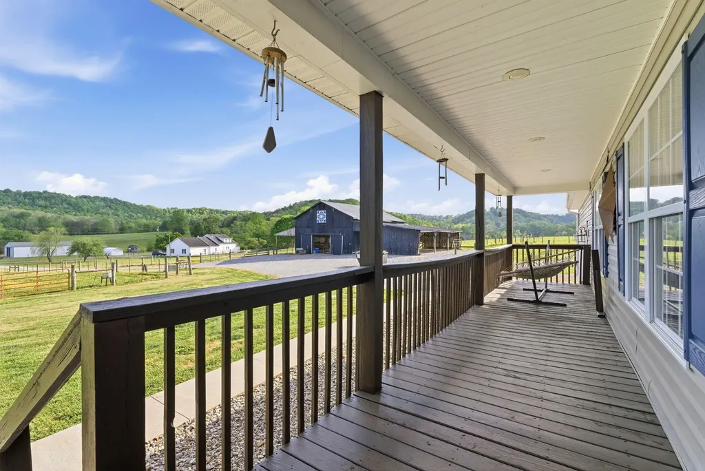 1782 Harris Creek Road Stanford KY 40484