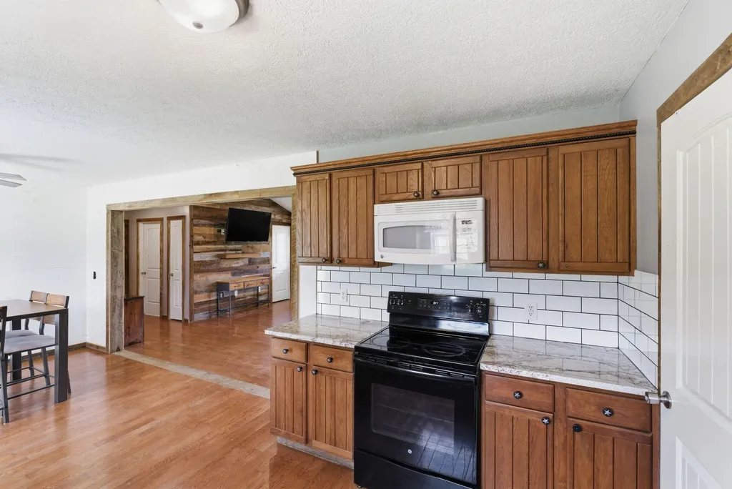 1782 Harris Creek Road Stanford KY 40484