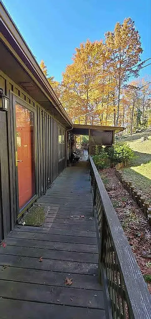 460 Little Shepherd Trail Baxter KY 40806