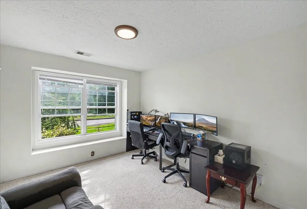 880 Burkewood Drive Lexington KY 40509