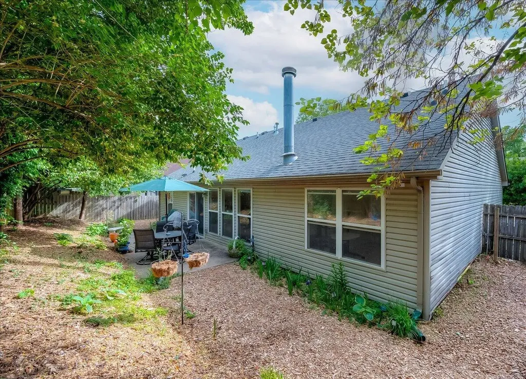 880 Burkewood Drive Lexington KY 40509