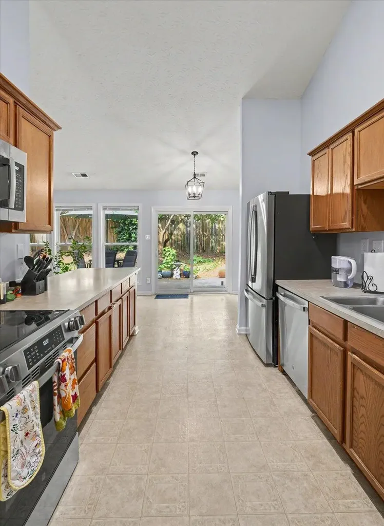 880 Burkewood Drive Lexington KY 40509