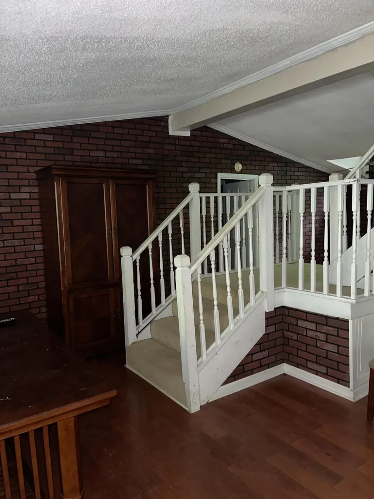 395 High Rock Road Hazard KY 41701