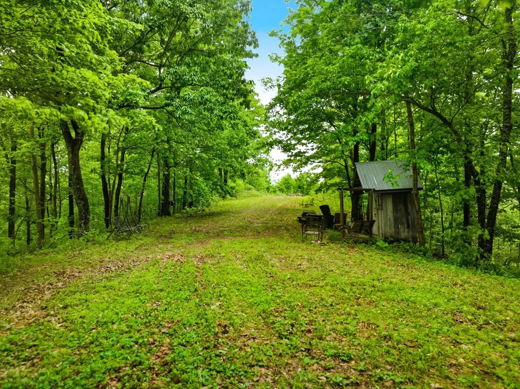 380 Mitchell Heights Lane Parksville KY 40464
