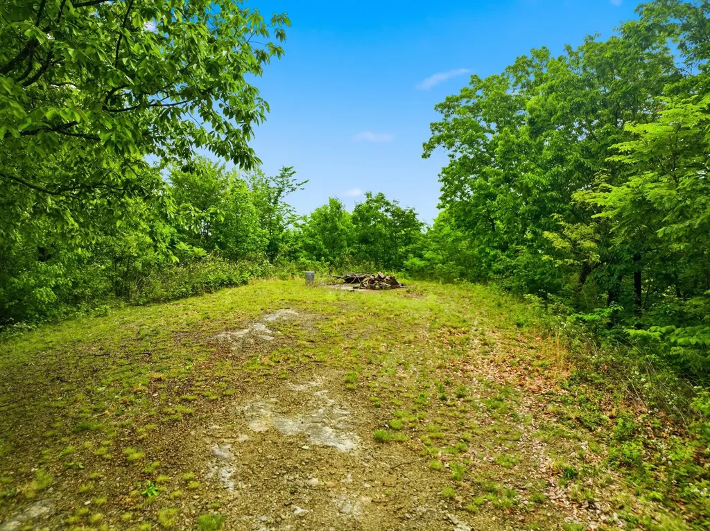 380 Mitchell Heights Lane Parksville KY 40464
