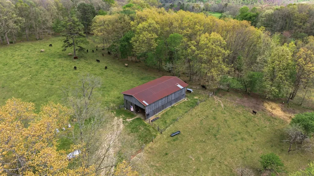 595 Ky-2002 Mckee KY 40447