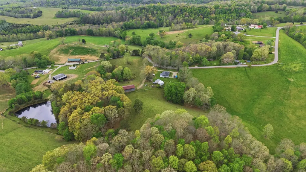 595 Ky-2002 Mckee KY 40447