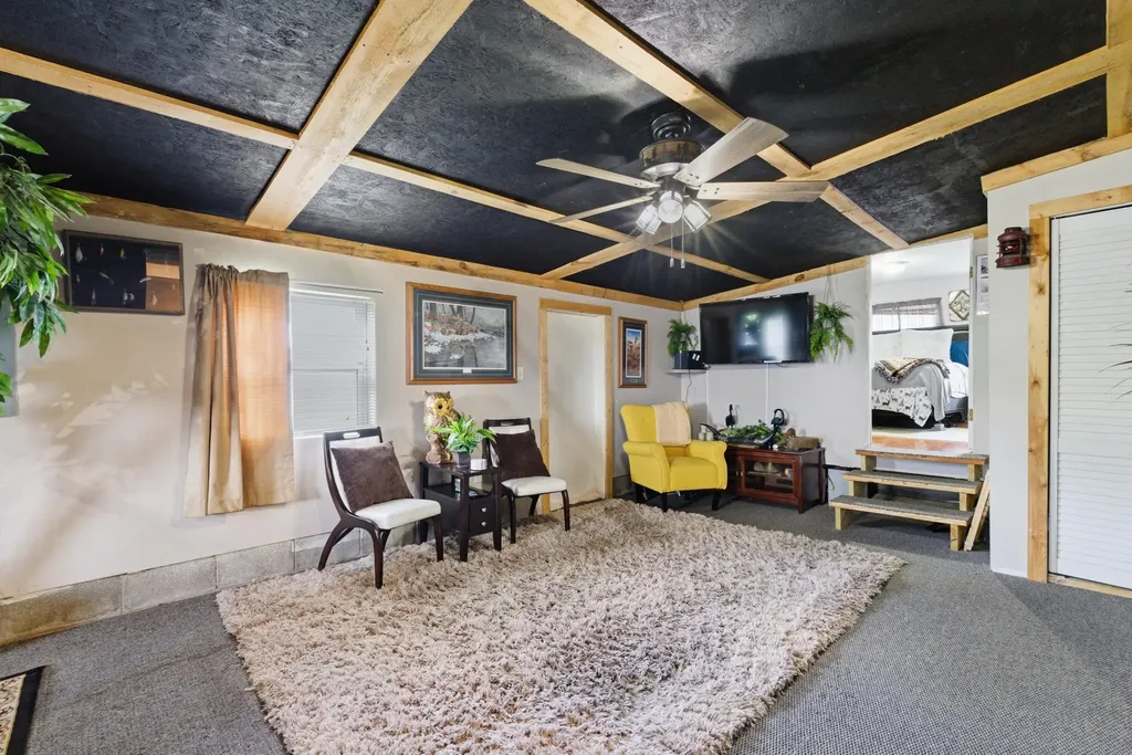595 Ky-2002 Mckee KY 40447