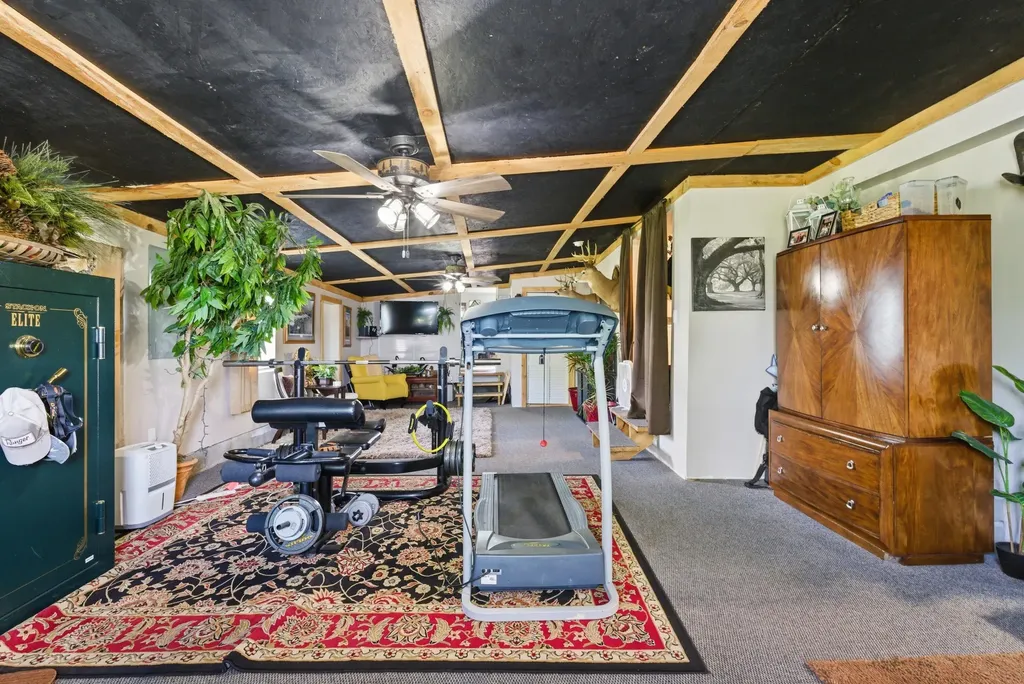 595 Ky-2002 Mckee KY 40447