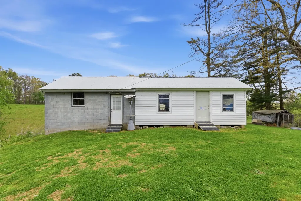 595 Ky-2002 Mckee KY 40447