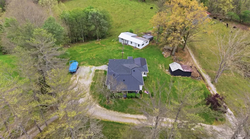 595 Ky-2002 Mckee KY 40447
