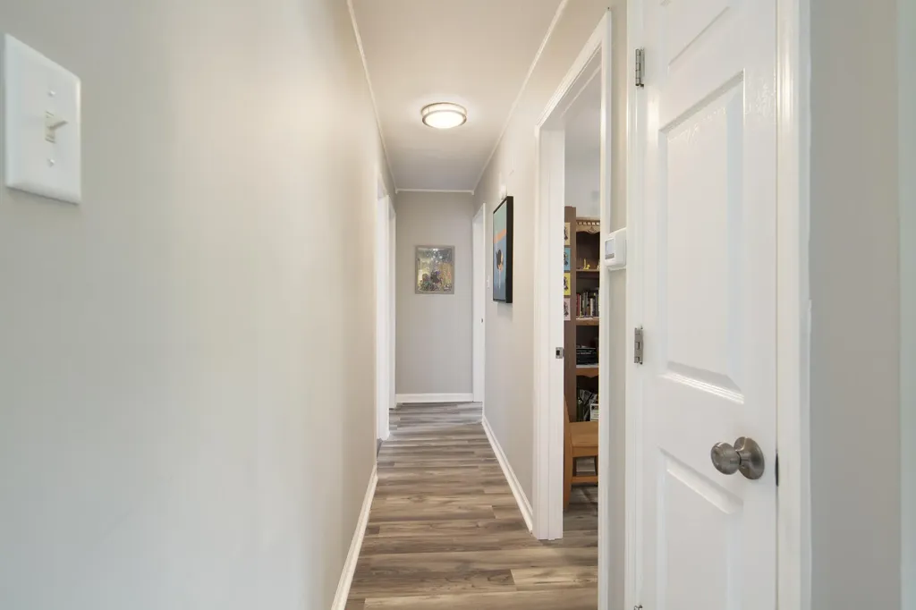 3208 Mirror Lake Drive Lexington KY 40515