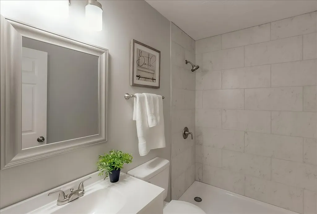 3208 Mirror Lake Drive Lexington KY 40515