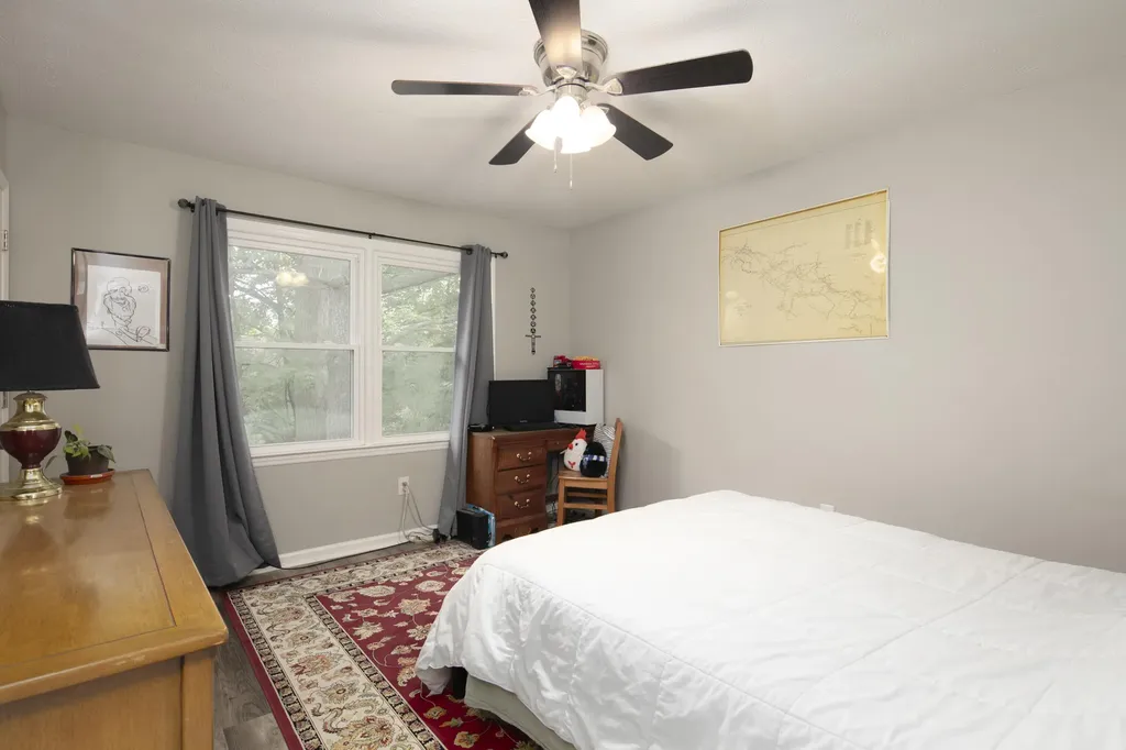 3208 Mirror Lake Drive Lexington KY 40515